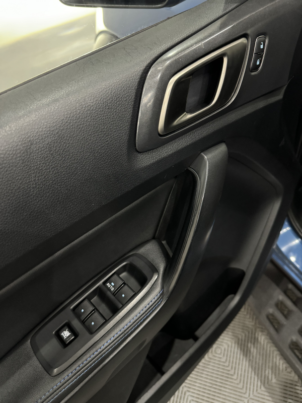 Ford Ranger — 37