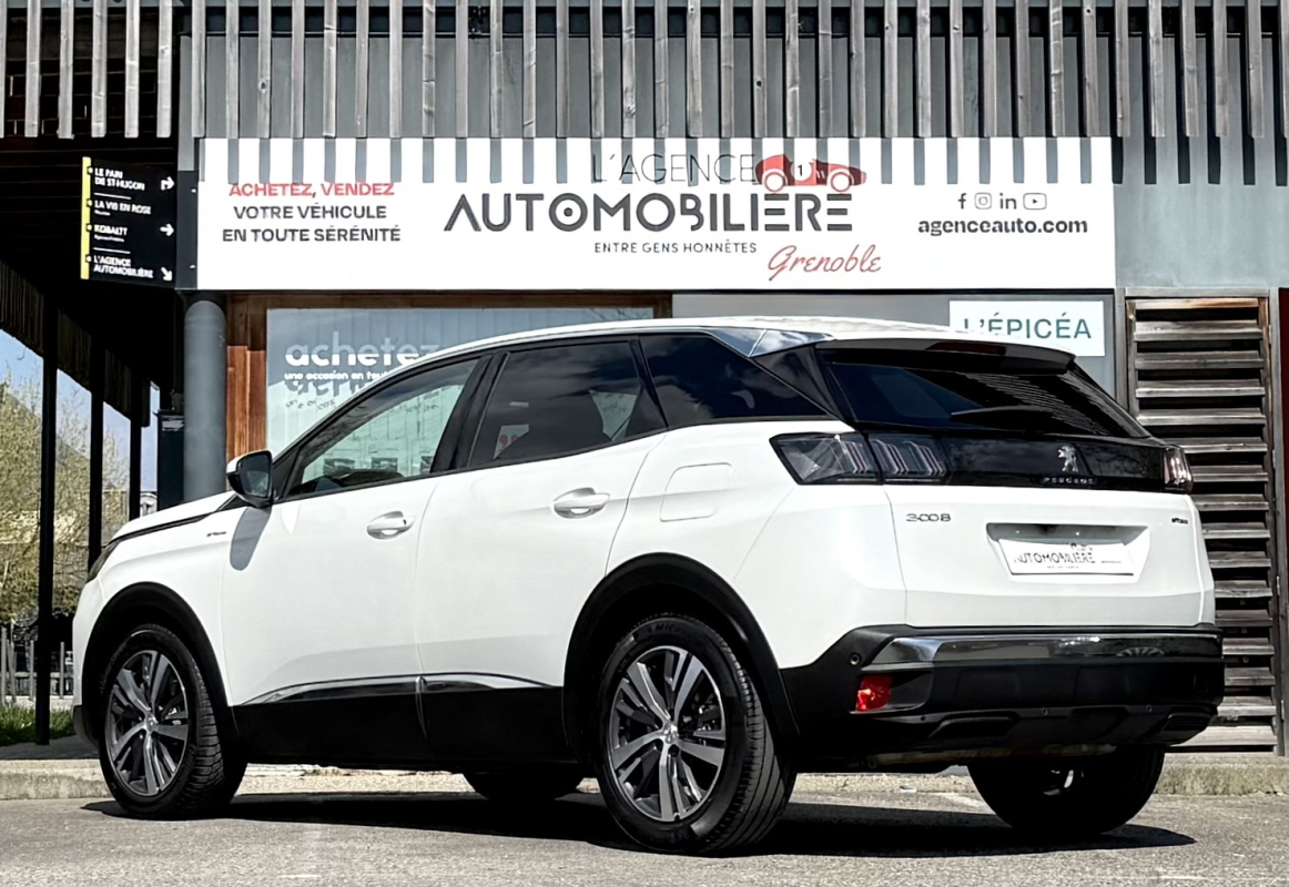 Peugeot 3008 — 3