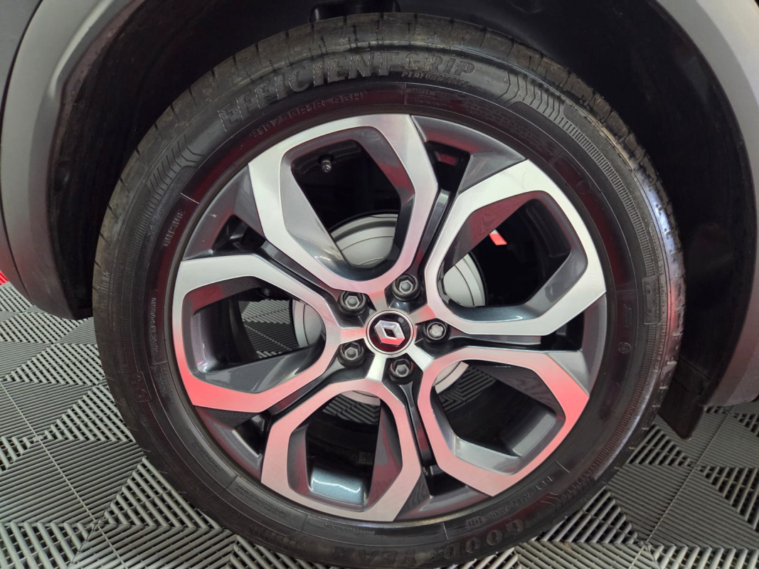 Renault Captur — 18