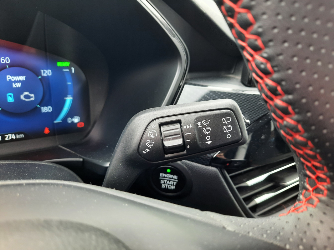 Ford Kuga — 11