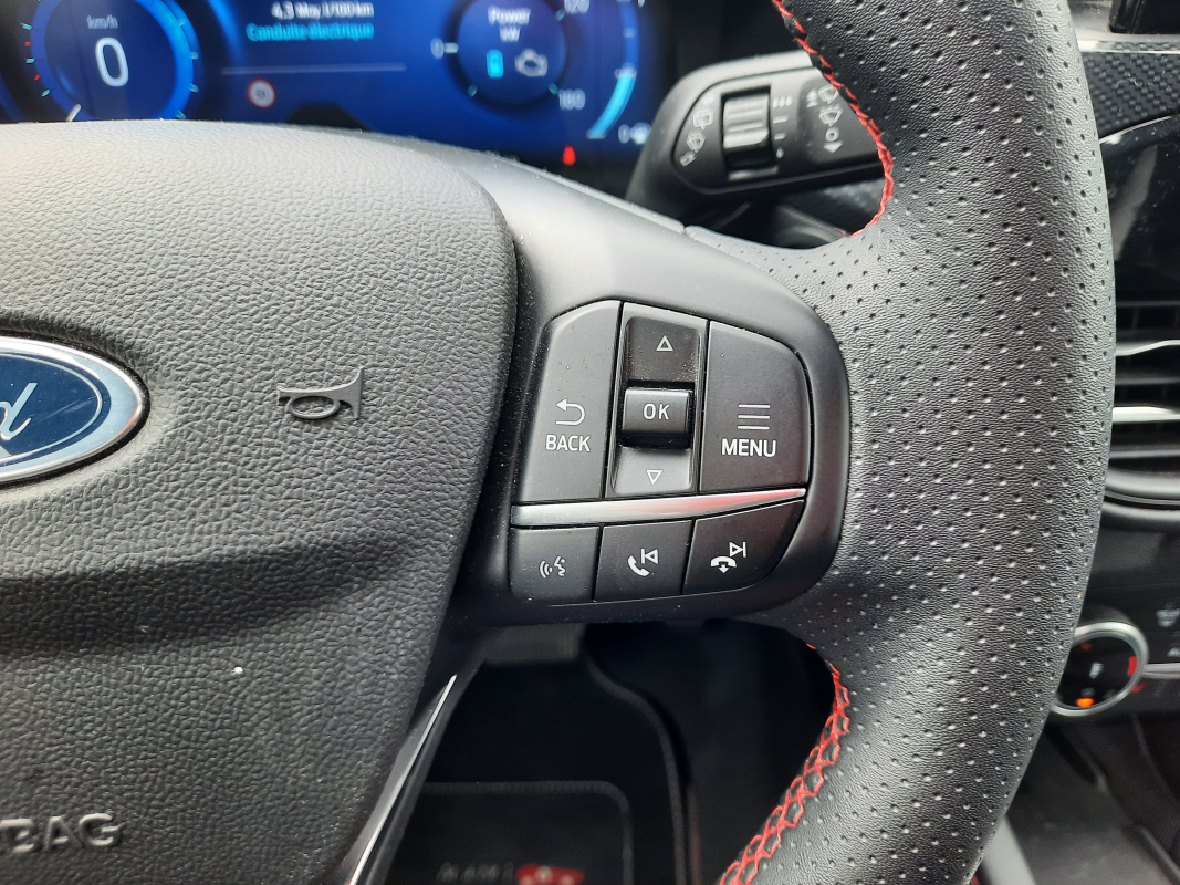 Ford Kuga — 14