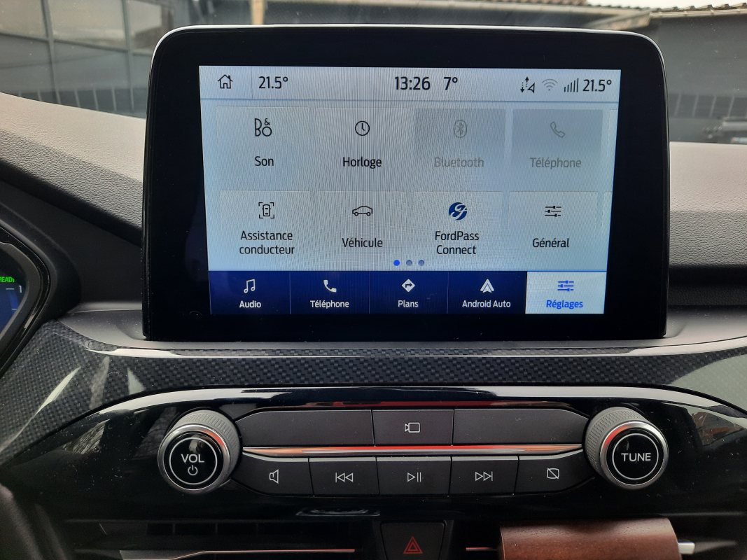 Ford Kuga — 22