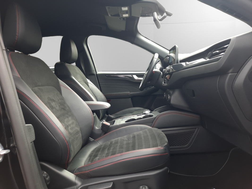 Ford Kuga — 28