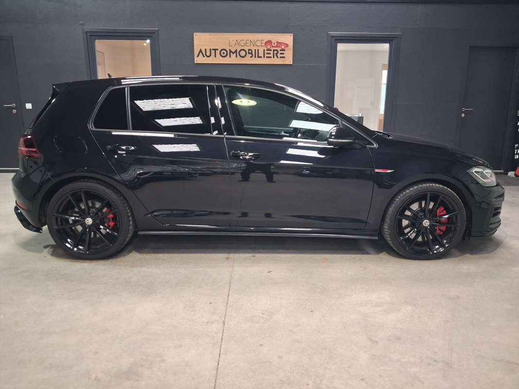 Volkswagen Golf — 8