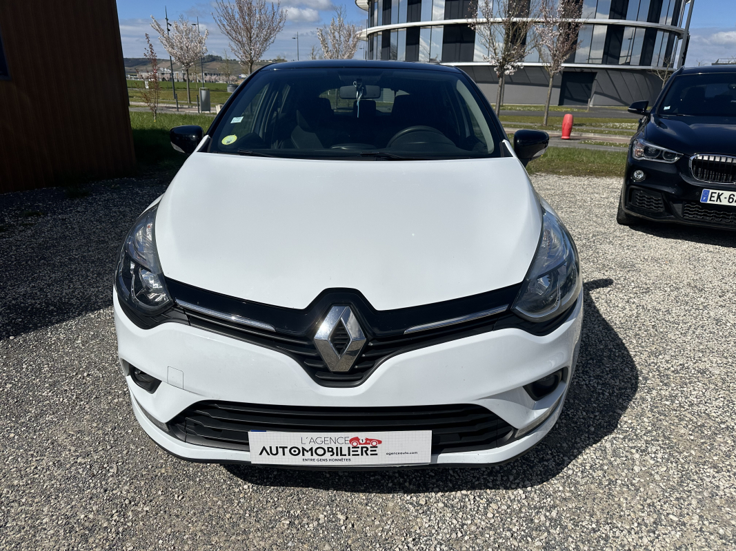 Renault Clio — 8
