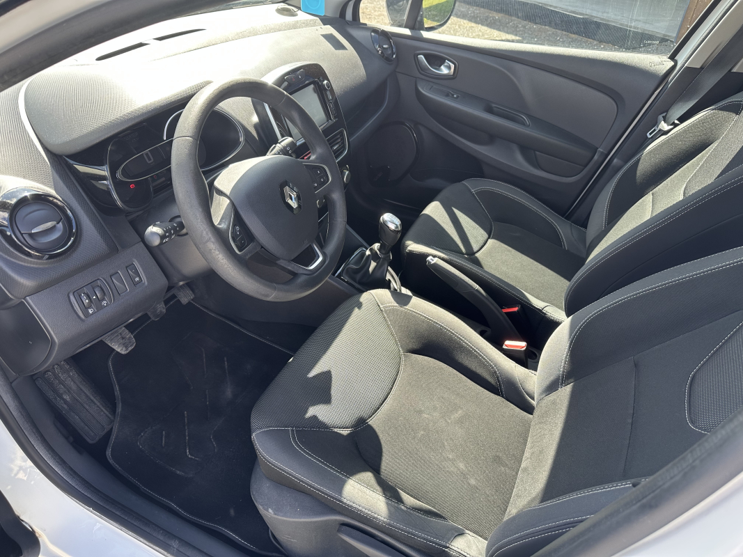 Renault Clio — 11