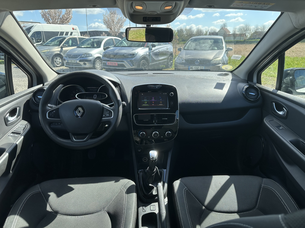 Renault Clio — 10