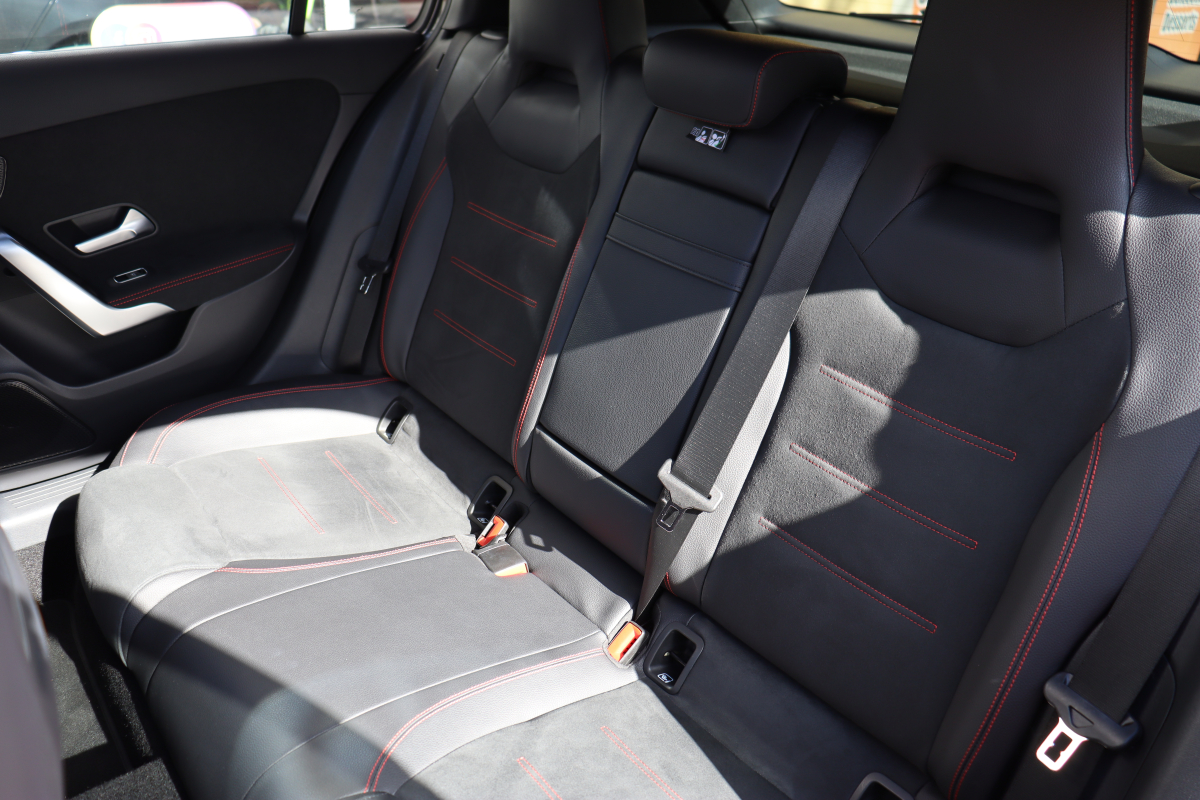 Mercedes Classe A — 36