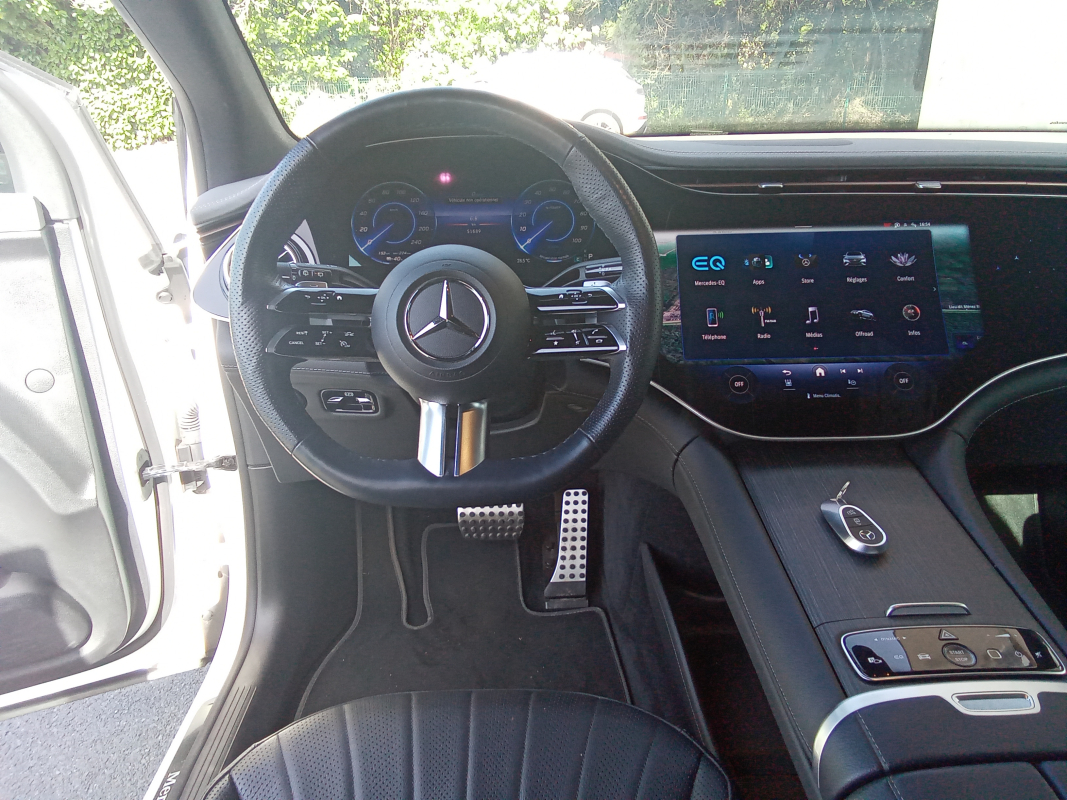 Mercedes EQE — 30