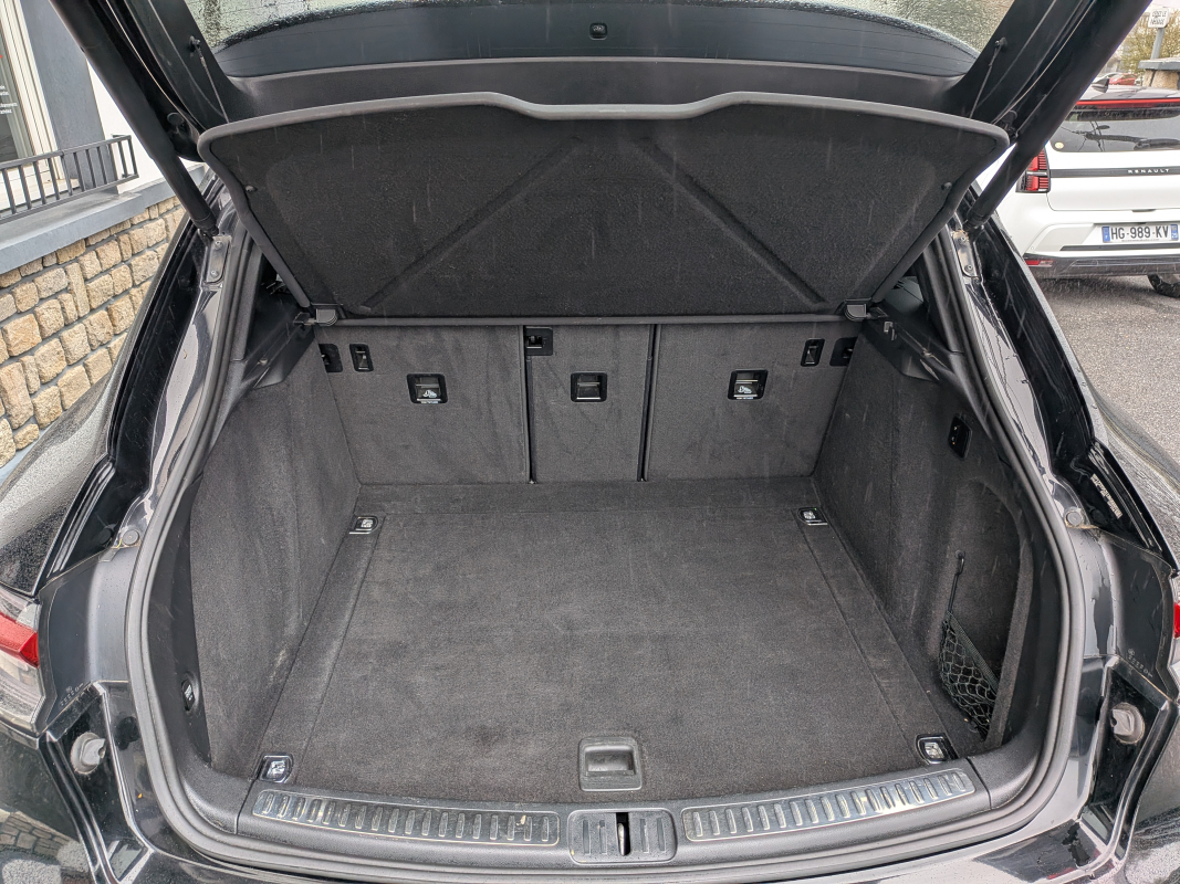 Porsche Macan — 22