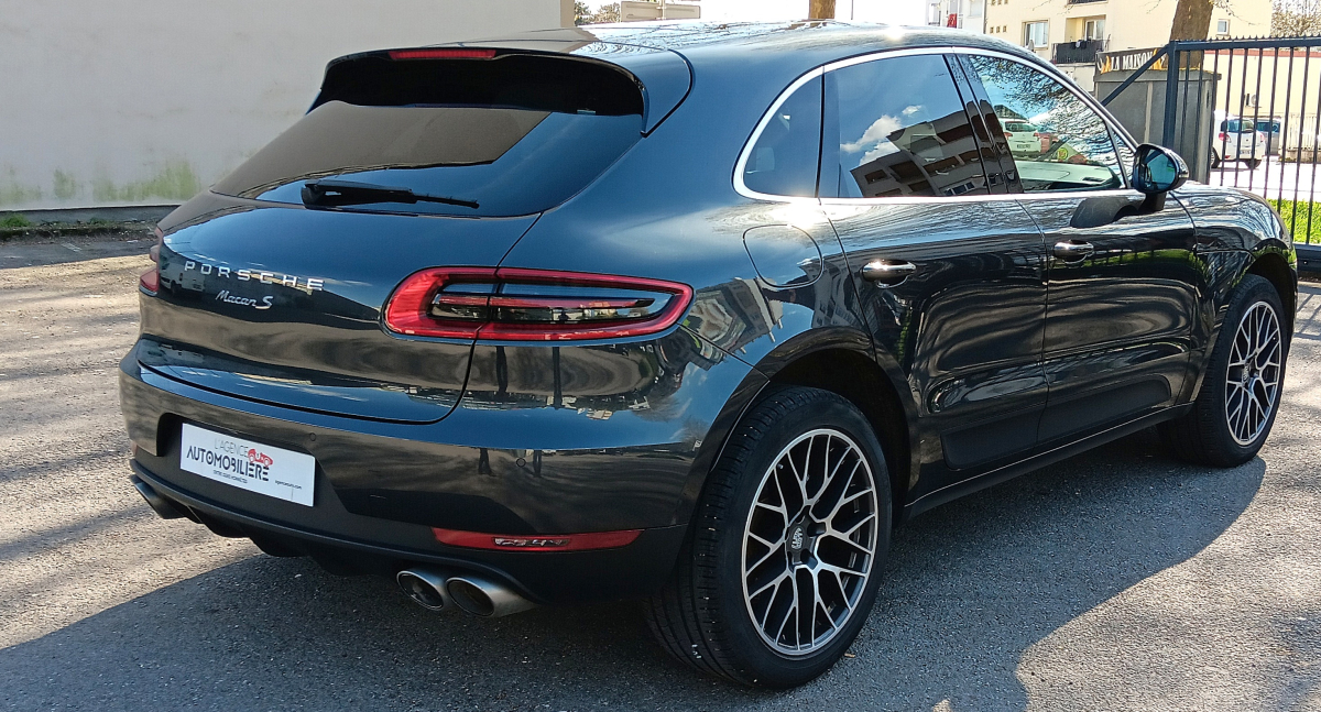 Porsche Macan — 4