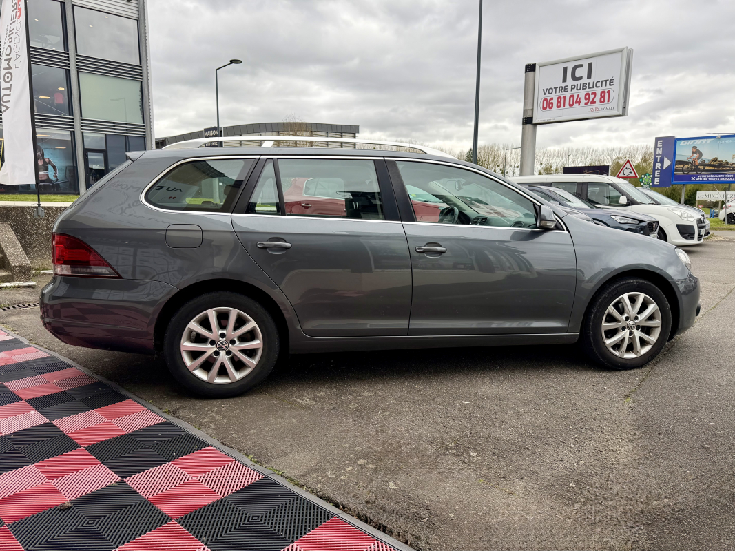 Volkswagen Golf — 6