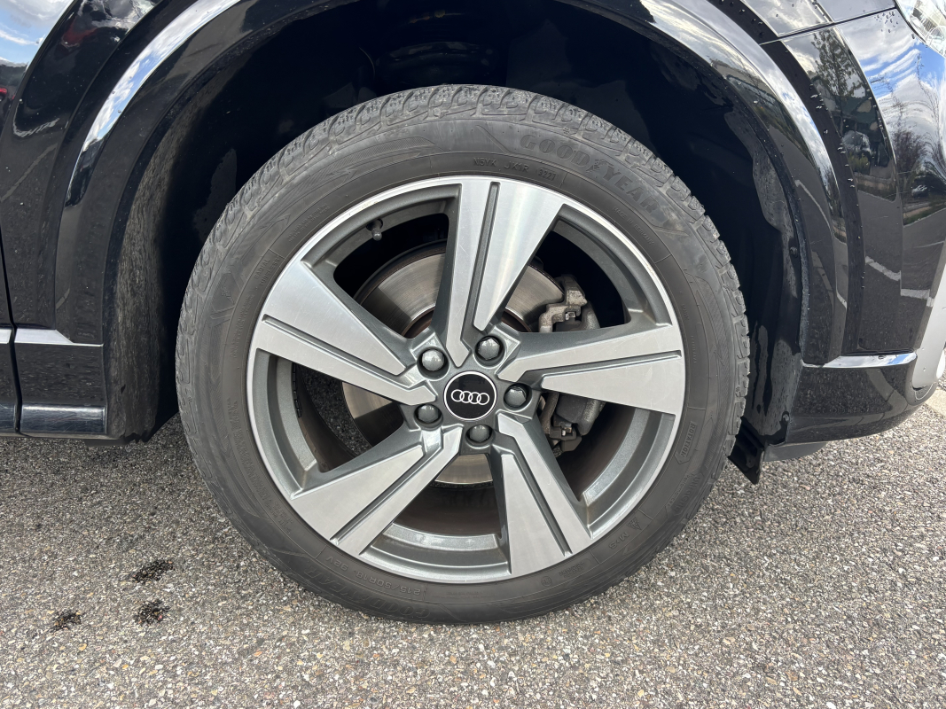 Audi Q2 — 30