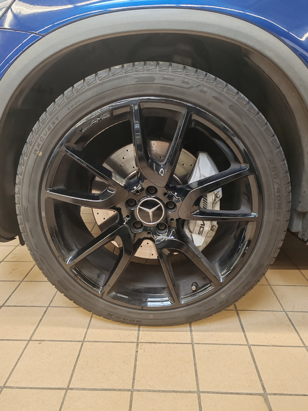 Mercedes GLC — 32