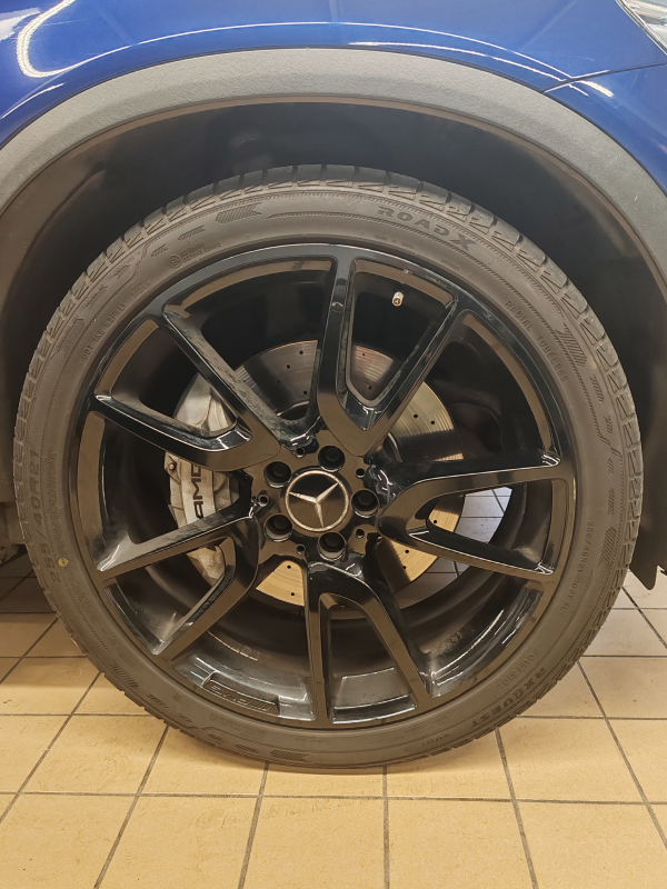Mercedes GLC — 33