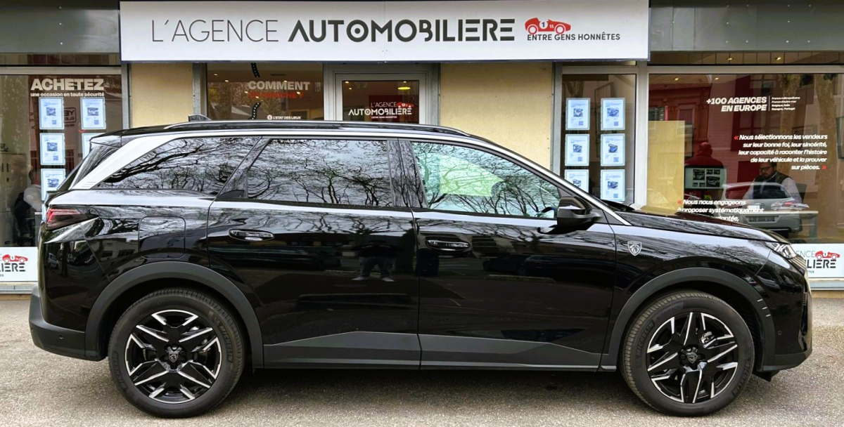 Peugeot 5008 — 8