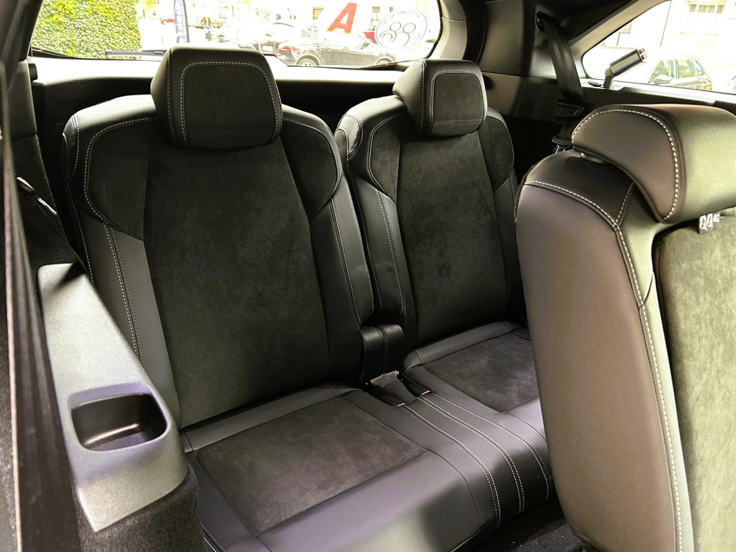 Peugeot 5008 — 12