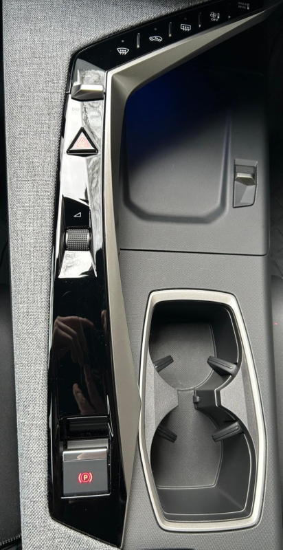 Peugeot 5008 — 15