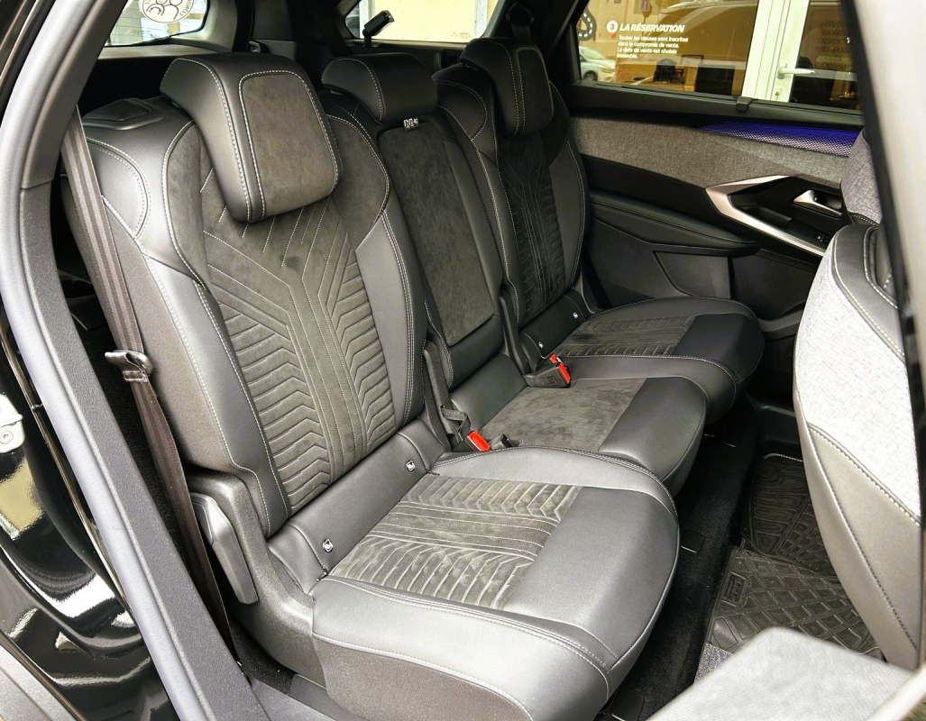 Peugeot 5008 — 32