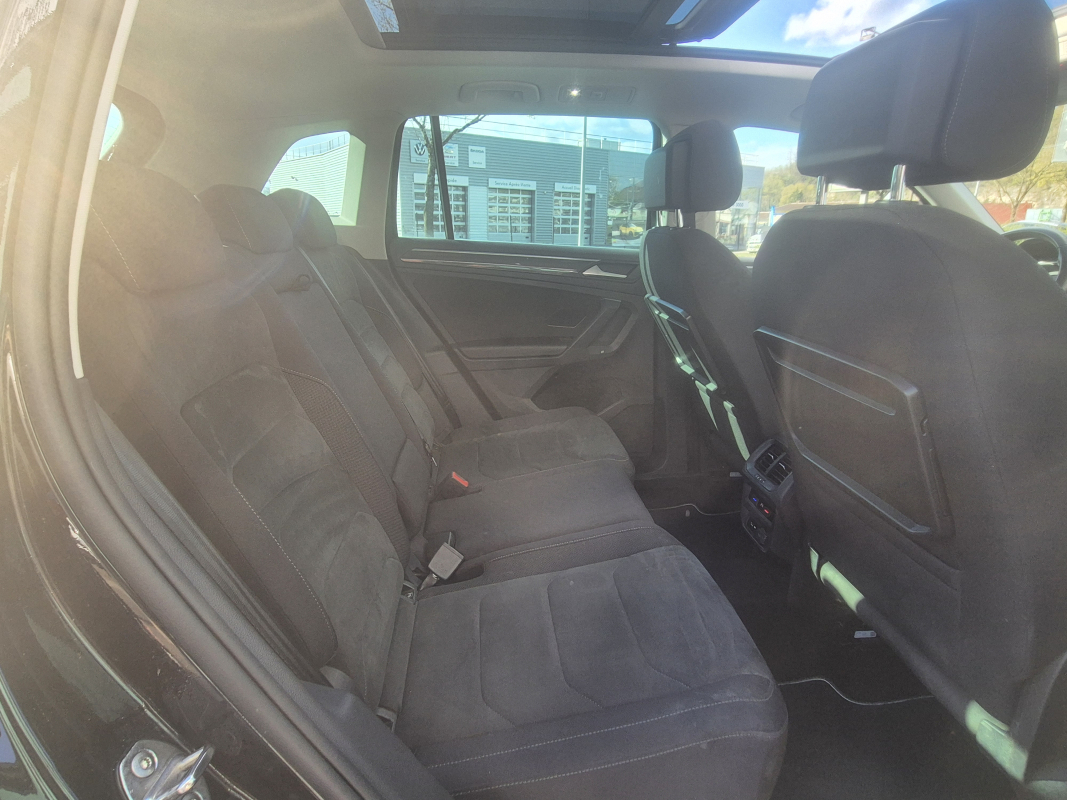 Volkswagen Tiguan — 17