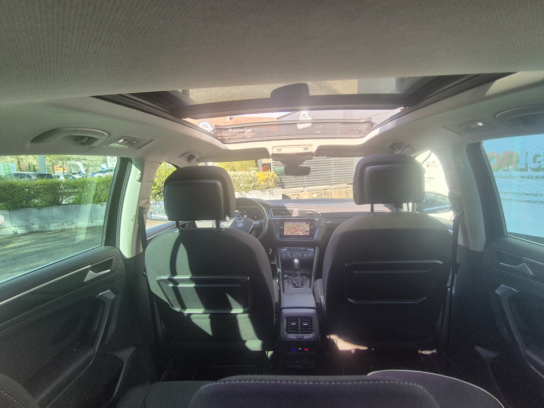 Volkswagen Tiguan — 26