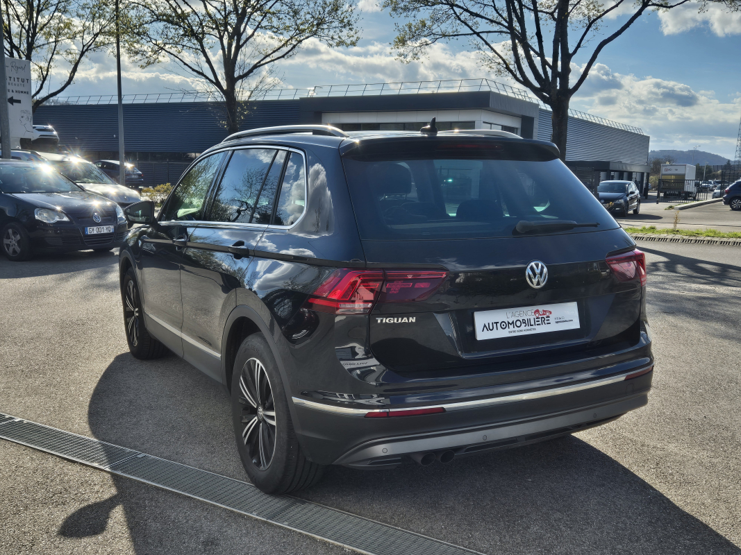 Volkswagen Tiguan — 8