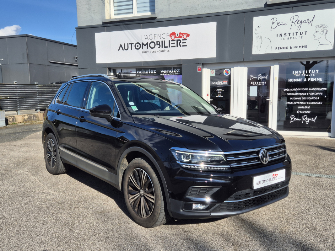 Volkswagen Tiguan — 2