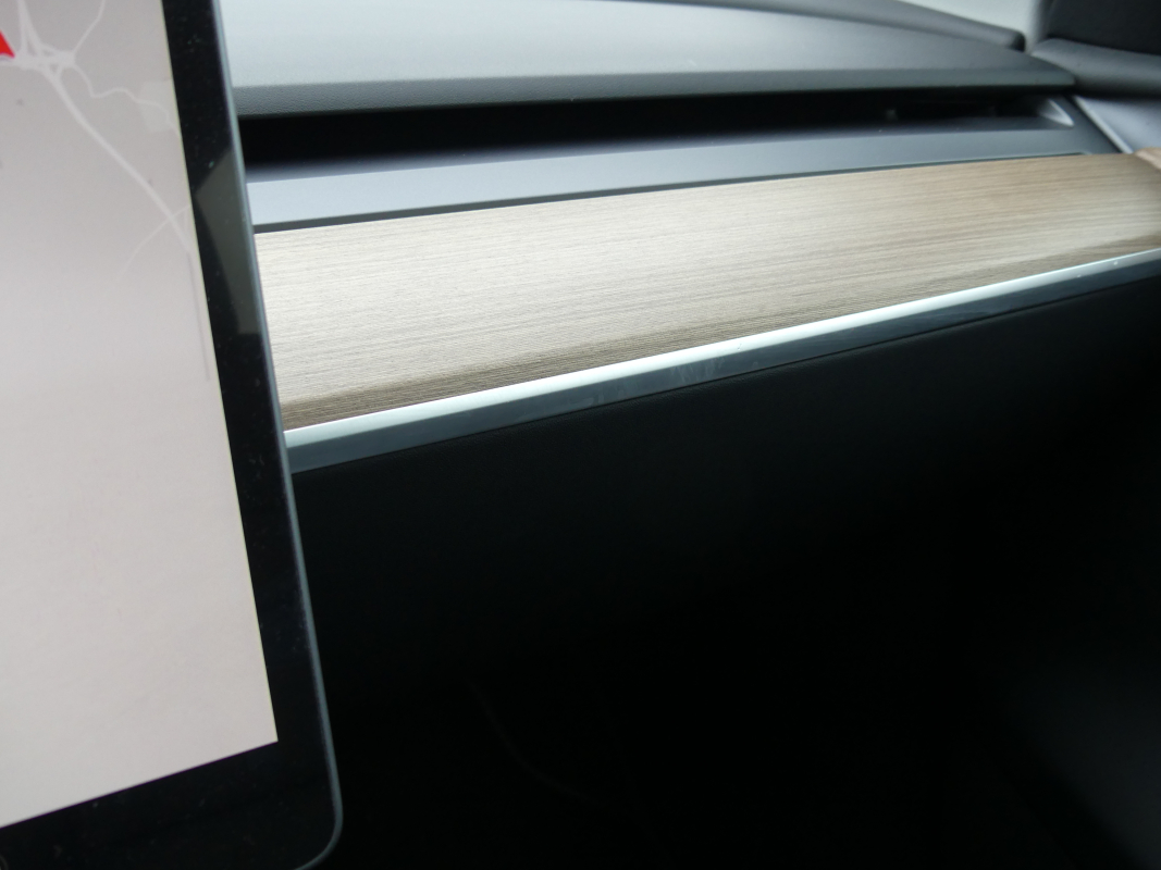 Tesla Model Y — 28