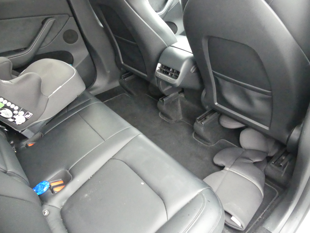 Tesla Model Y — 13