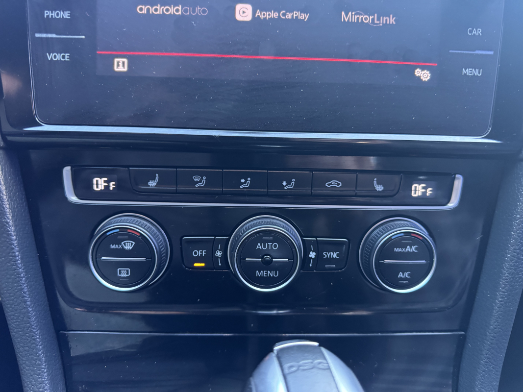 Volkswagen Golf — 31
