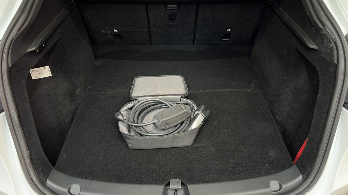 Tesla Model Y — 21