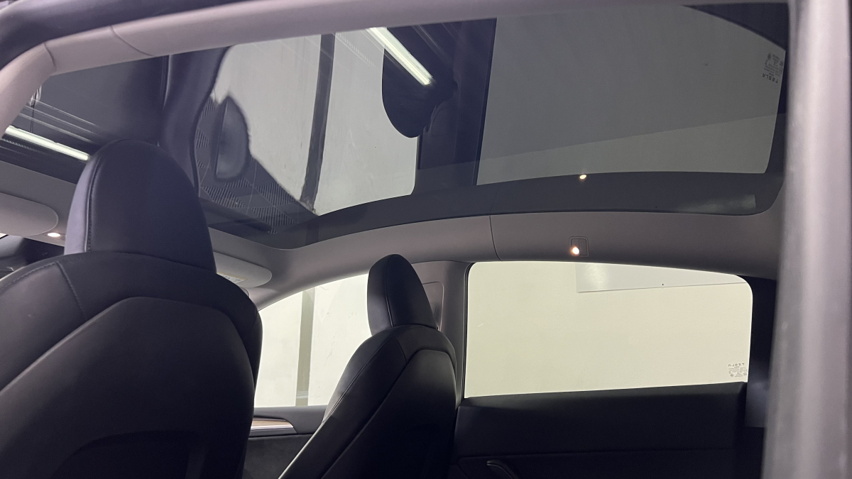 Tesla Model Y — 29