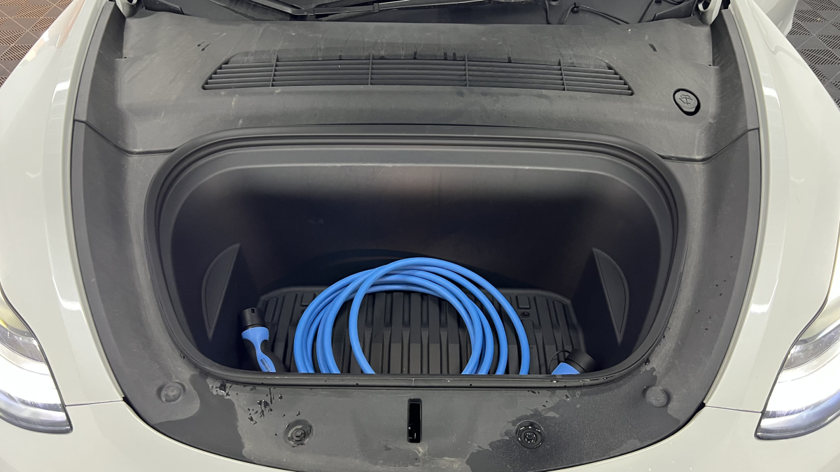 Tesla Model Y — 33