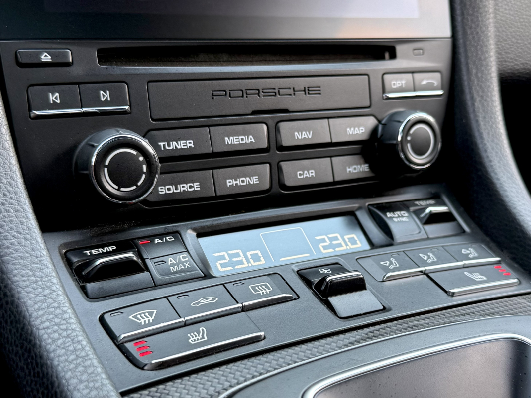 Porsche Boxster — 11