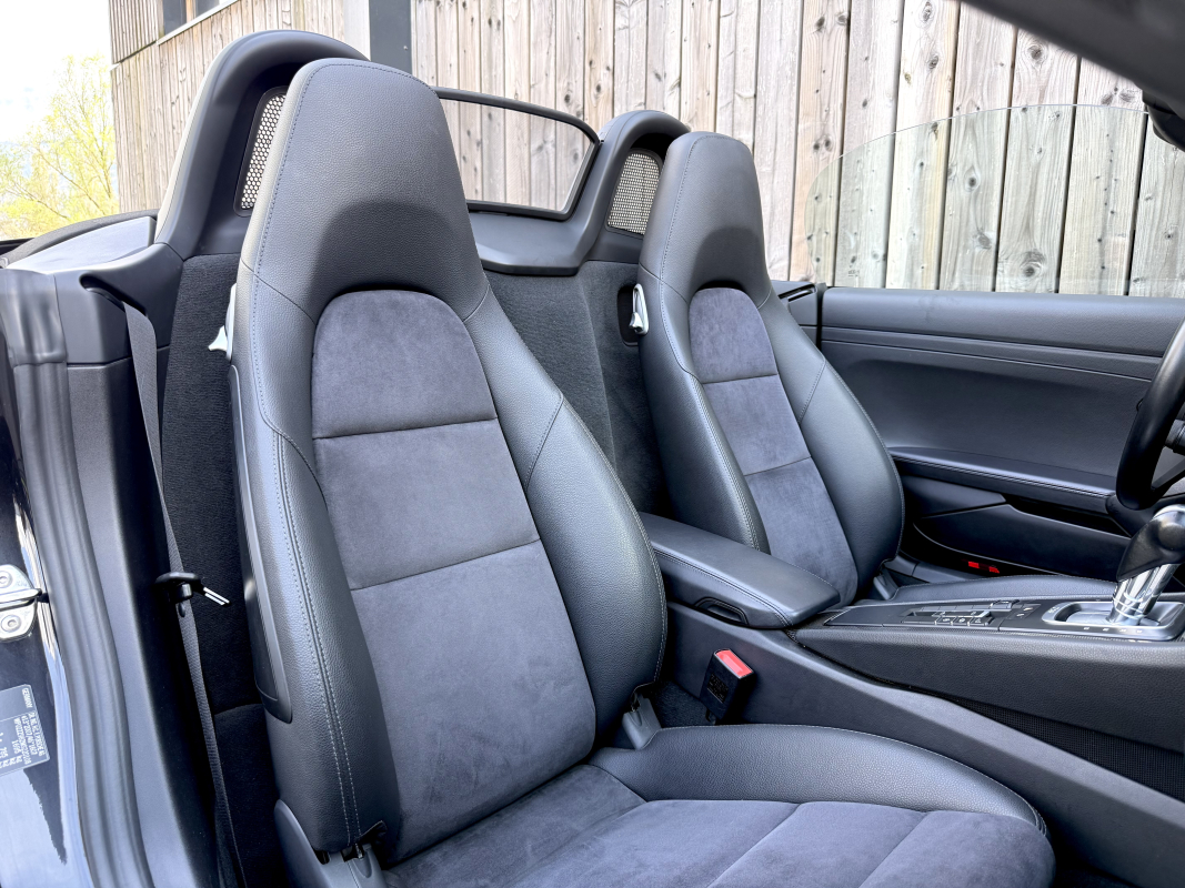 Porsche Boxster — 7