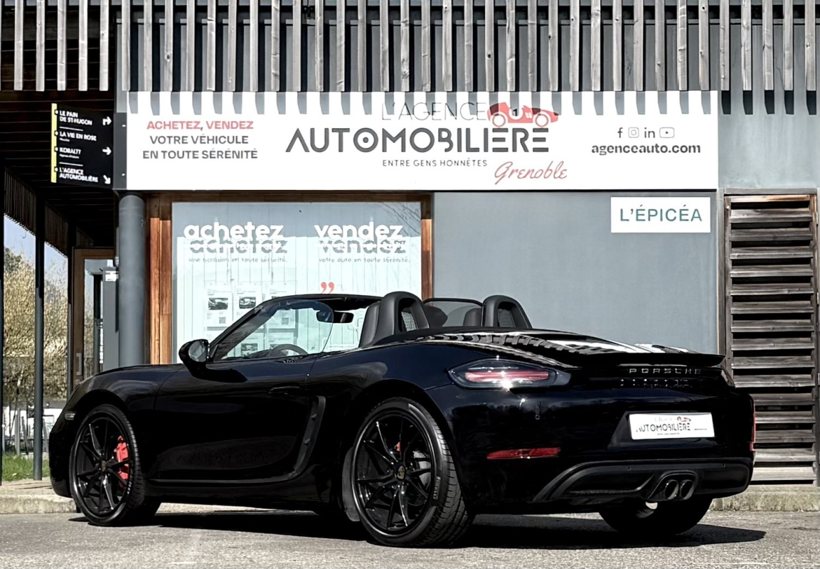 Porsche Boxster — 2