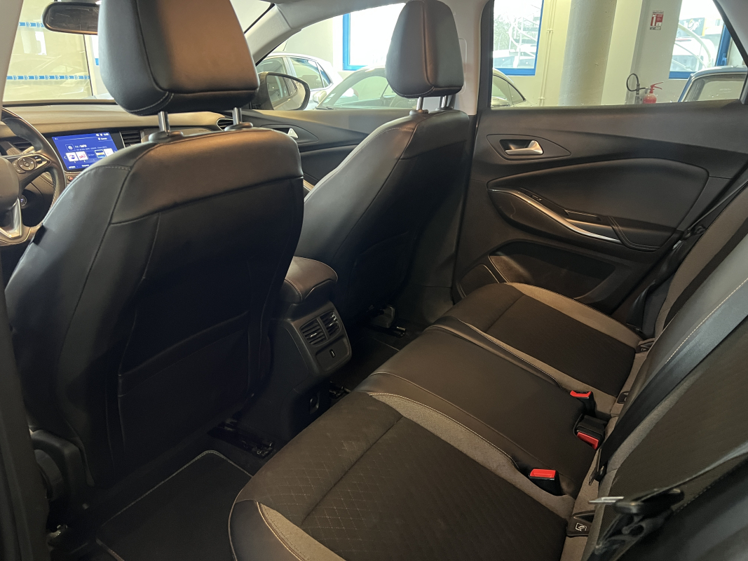 Opel Grandland X — 8