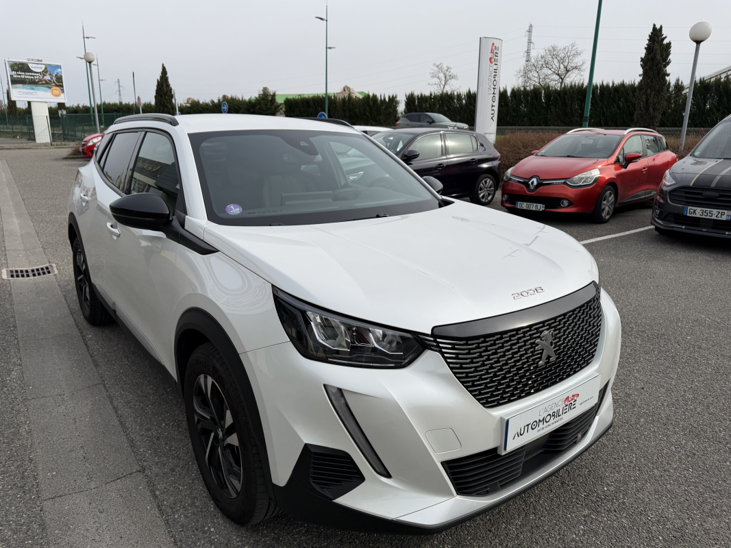 Peugeot 2008 — 7