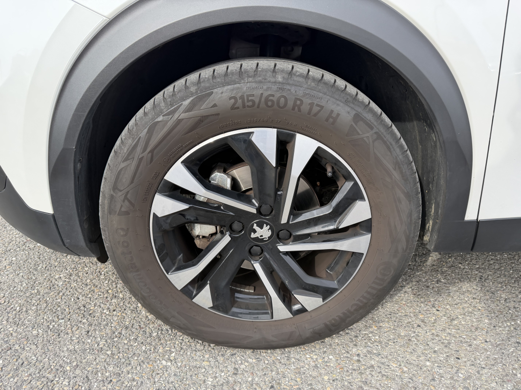 Peugeot 2008 — 16