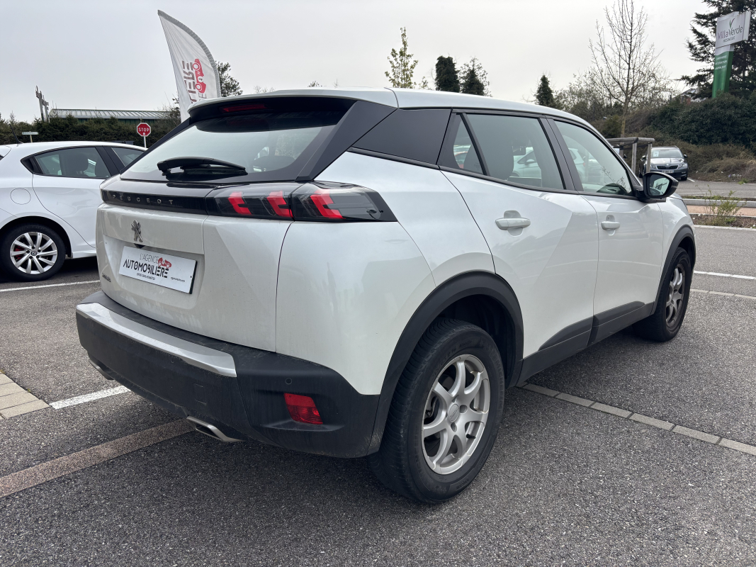 Peugeot 2008 — 7