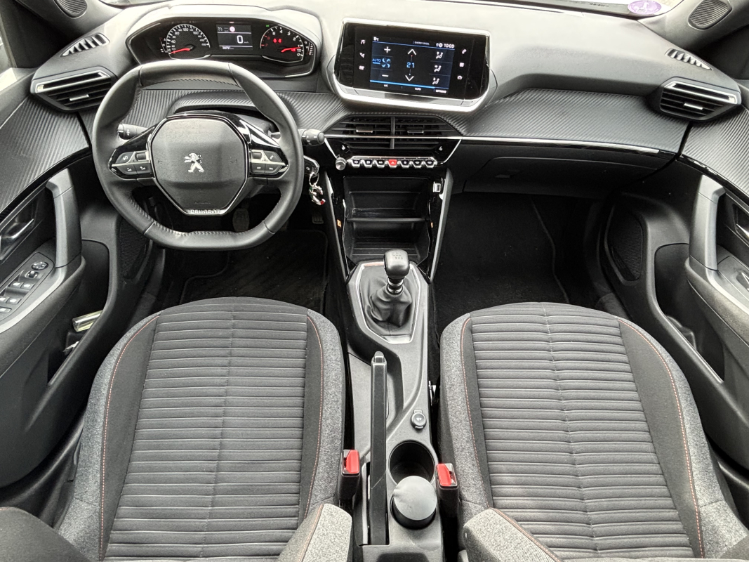 Peugeot 2008 — 9