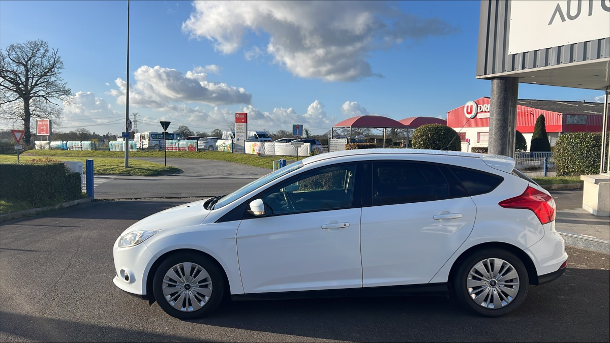 Ford Focus — 12
