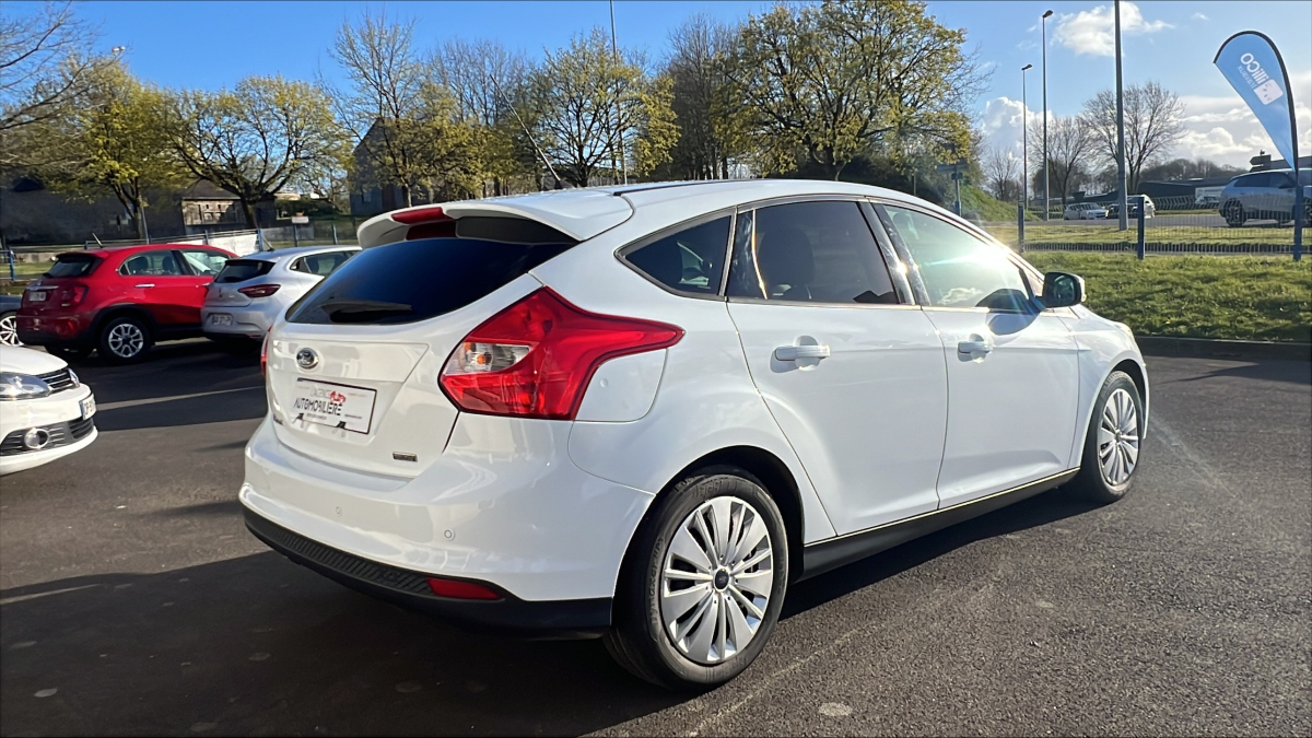 Ford Focus — 8