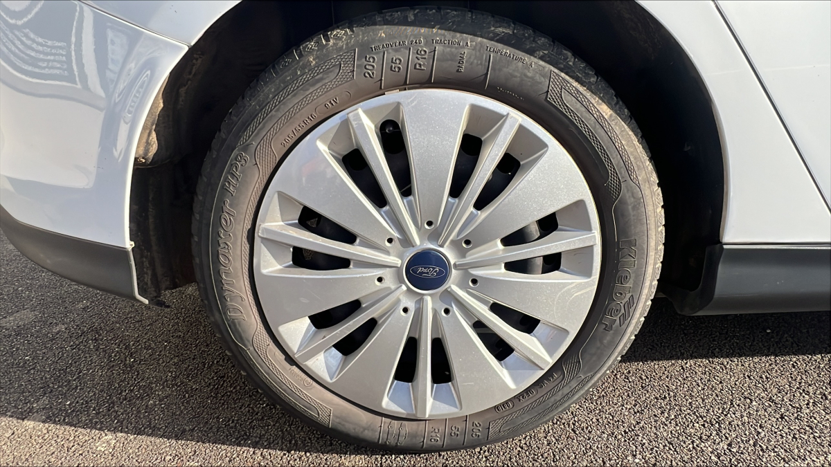 Ford Focus — 32
