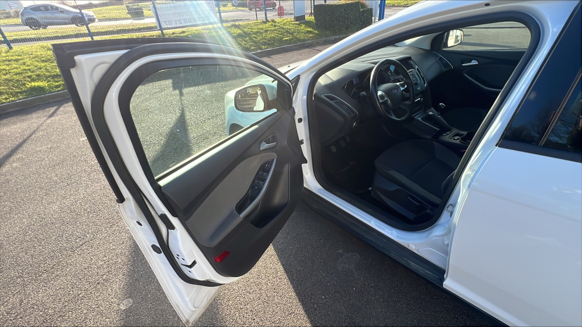 Ford Focus — 16