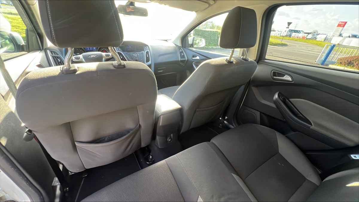 Ford Focus — 23