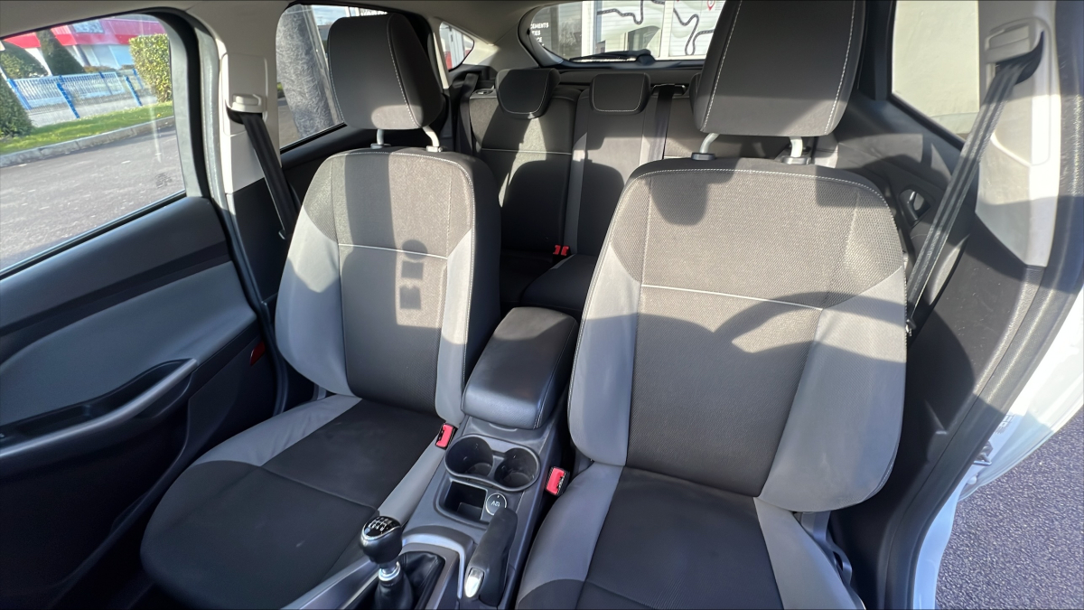 Ford Focus — 18