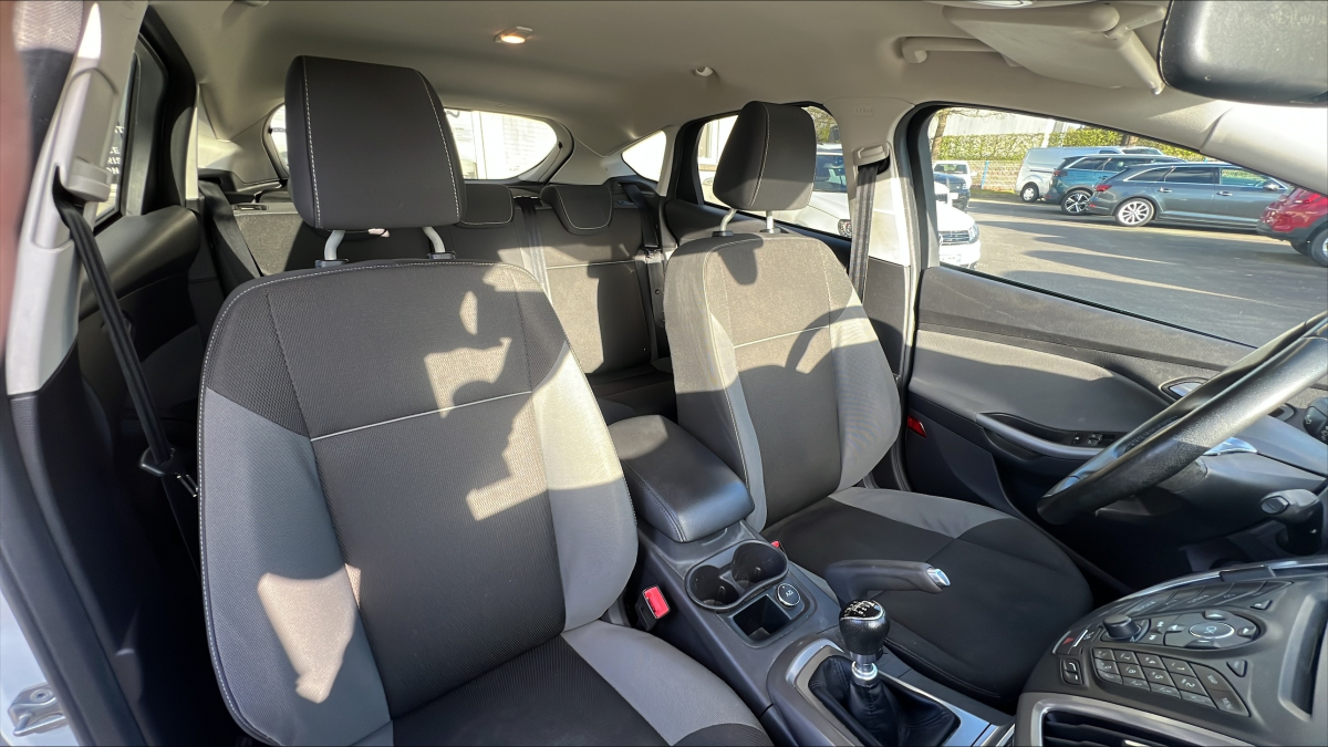 Ford Focus — 21
