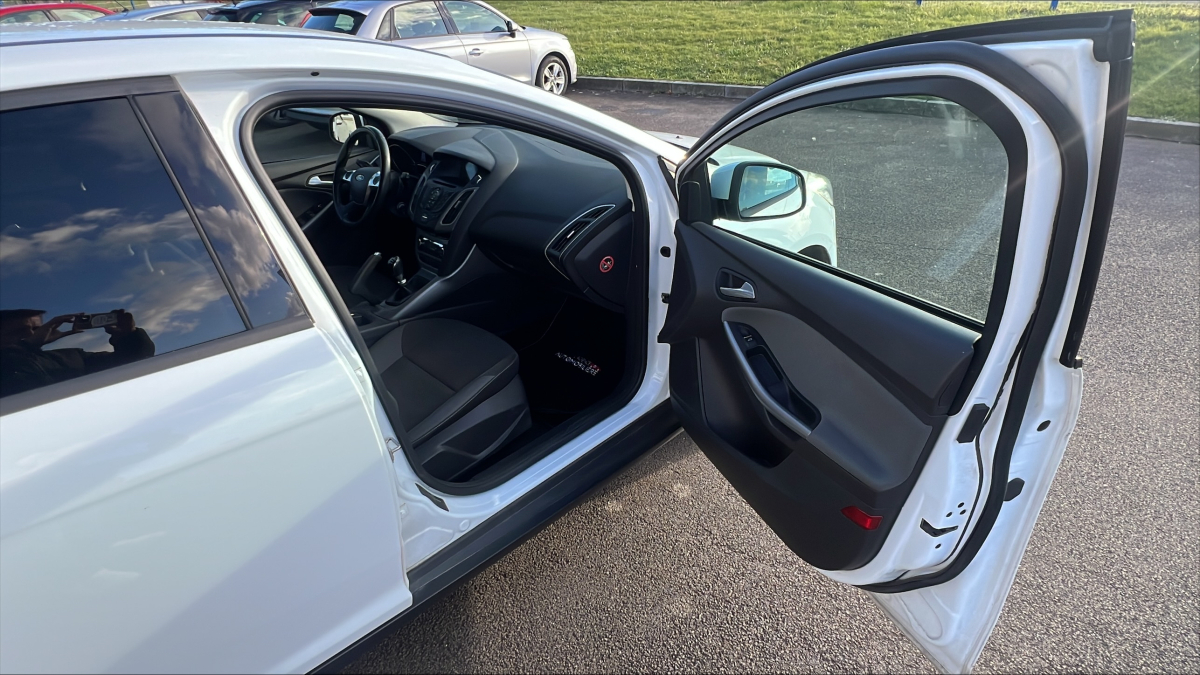 Ford Focus — 19