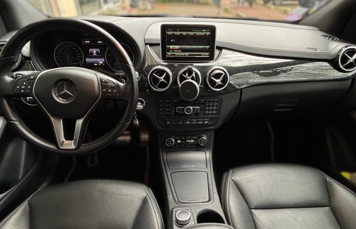 Mercedes Classe B — 9